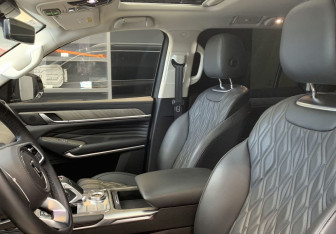 Подержанный автомобиль Tank 500 2023 года (15 фото)