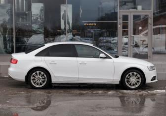 Подержанный автомобиль Audi A4 Sedan 2012 года (4 фото)