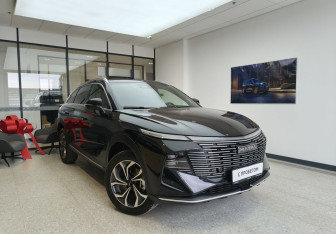 Подержанный автомобиль Haval F7 2025 года (3 фото)