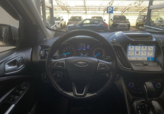 Подержанный автомобиль Ford Kuga 2018 года (8 фото)
