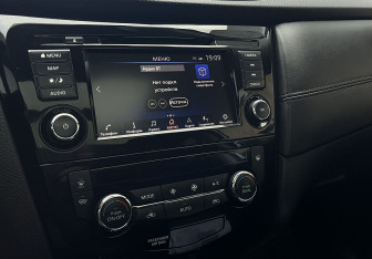 Подержанный автомобиль Nissan X-Trail 2021 года (12 фото)