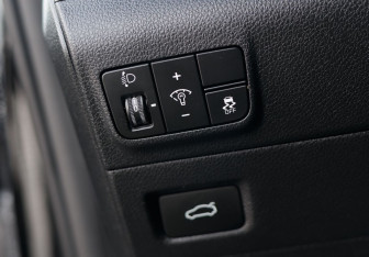 Подержанный автомобиль Kia K5 2021 года (19 фото)