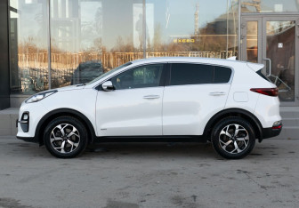 Подержанный автомобиль Kia Sportage 2019 года (8 фото)