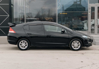 Подержанный автомобиль Honda Insight Hatchback 2009 года (4 фото)