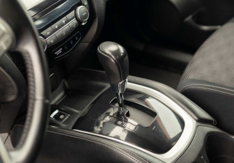 Подержанный автомобиль Nissan Qashqai 2014 года (15 фото)