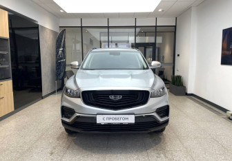 Подержанный автомобиль Geely Atlas Pro 2023 года (3 фото)