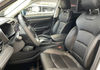 Подержанный автомобиль Geely Atlas Pro 2022 года (12 фото)