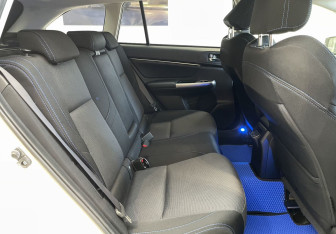 Подержанный автомобиль Subaru Levorg 2014 года (10 фото)