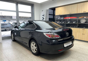 Подержанный автомобиль Mazda 6 Sedan 2011 года (7 фото)