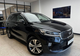 Подержанный автомобиль Kia Sorento 2018 года (3 фото)