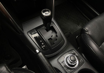 Подержанный автомобиль Mazda CX-5 2011 года (8 фото)