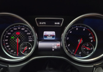 Подержанный автомобиль Mercedes-Benz GLE AMG 2016 года (12 фото)