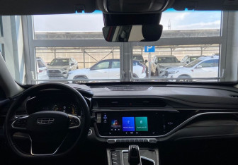 Подержанный автомобиль Geely Atlas Pro 2023 года (16 фото)