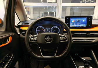 Подержанный автомобиль LIVAN X3Pro 2023 года (10 фото)