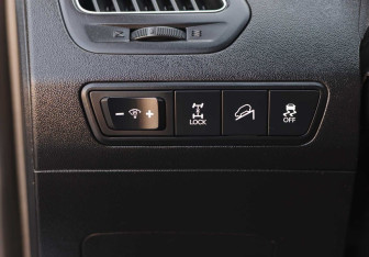 Подержанный автомобиль Hyundai ix35 2010 года (17 фото)