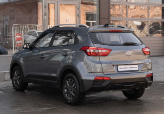 Подержанный автомобиль Hyundai Creta 2021 года (7 фото)