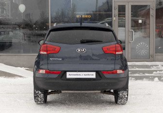 Подержанный автомобиль Kia Sportage 2014 года (6 фото)
