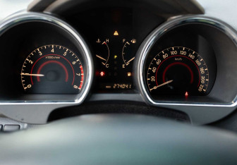 Подержанный автомобиль Toyota Highlander 2011 года (13 фото)