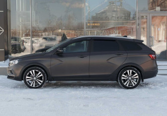 Подержанный автомобиль LADA (ВАЗ) Vesta Wagon 2022 года (8 фото)