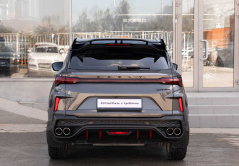 Подержанный автомобиль Geely Coolray 2024 года (6 фото)