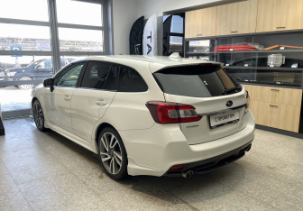Подержанный автомобиль Subaru Levorg 2014 года (6 фото)