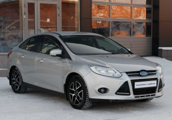 Подержанный автомобиль Ford Focus Sedan 2012 года (3 фото)
