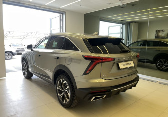 Подержанный автомобиль Haval F7 2025 года (6 фото)