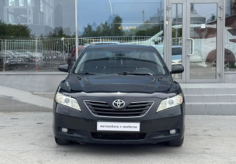 Подержанный автомобиль Toyota Camry Sedan 2008 года (2 фото)