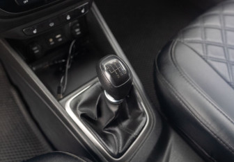 Подержанный автомобиль Hyundai Solaris Sedan 2017 года (16 фото)