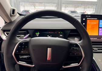 Подержанный автомобиль Wey Coffee 01 2023 года (13 фото)