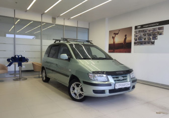 Подержанный автомобиль Hyundai Matrix 2004 года (3 фото)