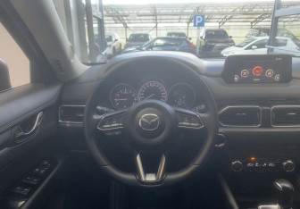 Подержанный автомобиль Mazda CX-5 2017 года (8 фото)