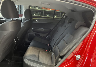 Подержанный автомобиль Kia Sportage 2019 года (13 фото)