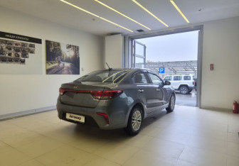 Подержанный автомобиль Kia Rio Sedan 2020 года (4 фото)