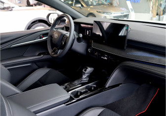 Новый Toyota Camry Sedan 2025 (13 фото)