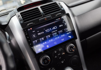 Подержанный автомобиль Suzuki Grand Vitara 2008 года (14 фото)