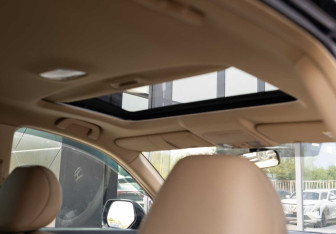 Подержанный автомобиль Honda CR-V 2008 года (18 фото)