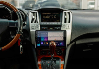 Подержанный автомобиль Lexus RX 2004 года (14 фото)