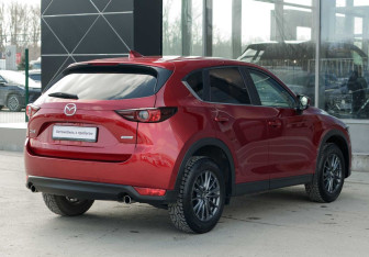 Подержанный автомобиль Mazda CX-5 2019 года (5 фото)