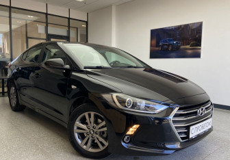 Подержанный автомобиль Hyundai Elantra Sedan 2017 года (4 фото)