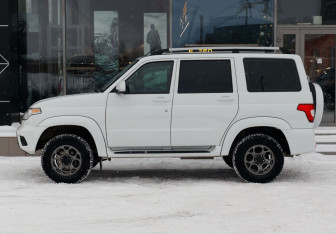 Подержанный автомобиль УАЗ Patriot 2023 года (8 фото)