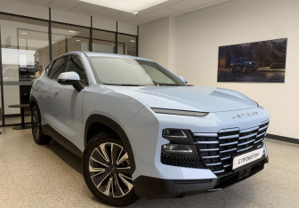 Подержанный автомобиль Jetour Dashing 2023 года (3 фото)