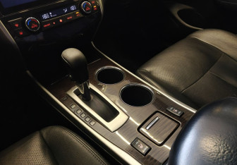 Подержанный автомобиль Nissan Teana 2014 года (11 фото)