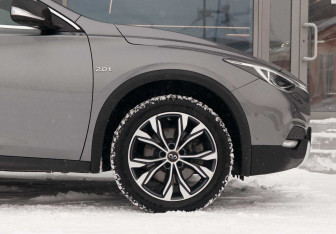 Подержанный автомобиль Infiniti QX30 2018 года (9 фото)