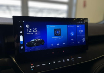 Подержанный автомобиль Toyota Camry Sedan 2024 года (20 фото)