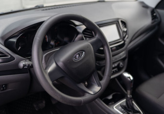 Подержанный автомобиль LADA (ВАЗ) Vesta Sedan 2020 года (11 фото)