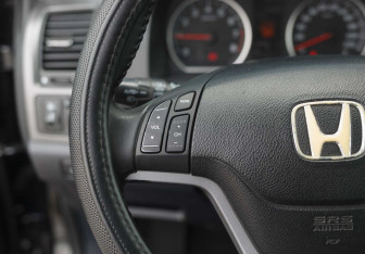 Подержанный автомобиль Honda CR-V 2008 года (12 фото)