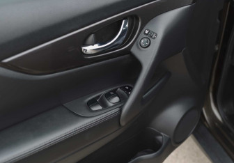 Подержанный автомобиль Nissan X-Trail 2019 года (17 фото)