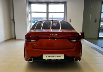 Подержанный автомобиль Kia Rio Sedan 2021 года (6 фото)