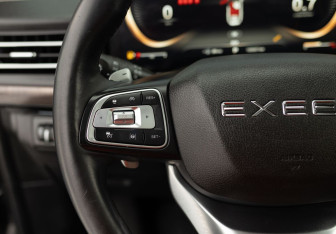 Подержанный автомобиль Exeed VX 2022 года (12 фото)